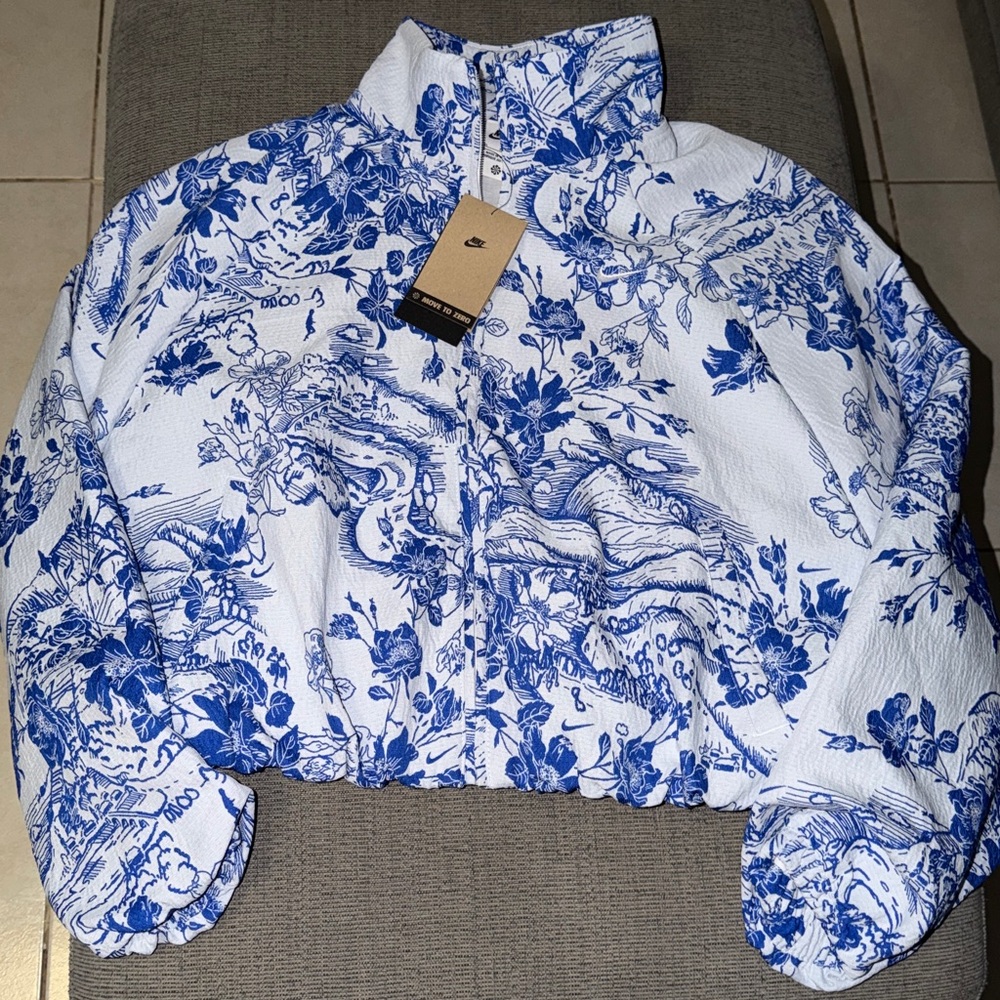 Nike Sportswear Collection Women's Oversized Jacquard Tracksuit Jacket - Picture 7 of 10
